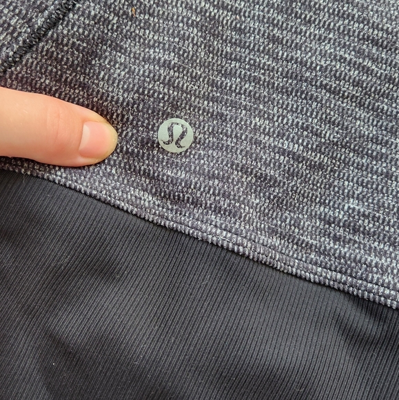 Lululemon Runderful 1/2 Zip Long Sleeve Pullover  Mini Check fitted Ribbed 8 - Picture 10 of 14